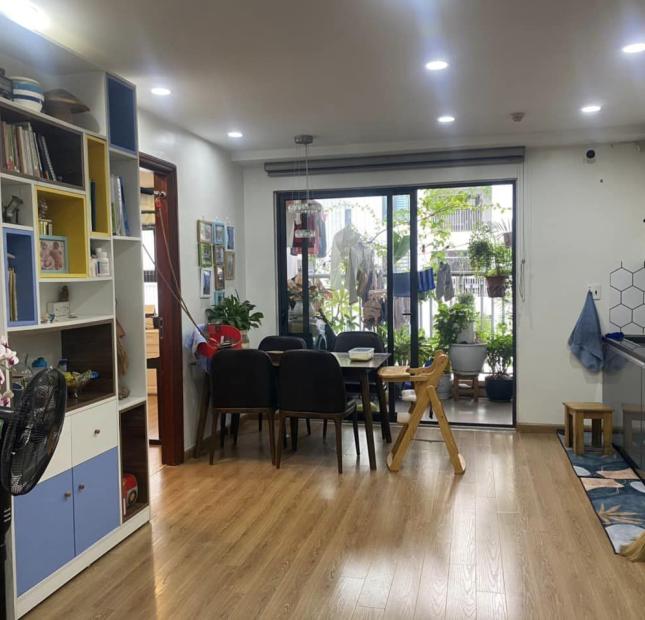 Cần Bán Căn Hộ : 67m2, 2PN - 2VS, Central Point Trung Kính, Giá 3,8 tỷ