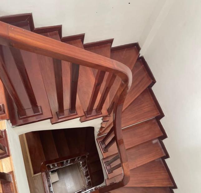 SIÊU HIẾM DỊCH VỌNG HẬU 42M2 X 5T, LÔ GÓC - TẶNG NỘI THẤT 7.4 TỶ