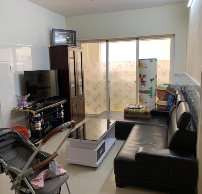 Cho thuê căn hộ chung cư Bàu Cát 2 Tân Bình, 80m2 3PN 2WC đầy đủ nội thất, căn góc thoáng mát 