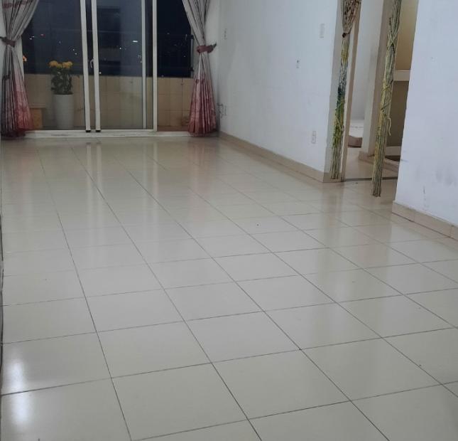 Cho thuê căn hộ Bàu Cát 2 quận Tân Bình, 70m2 2PN-2WC, nội thất cơ bản, vào ở liền được, LH: 0372972566 