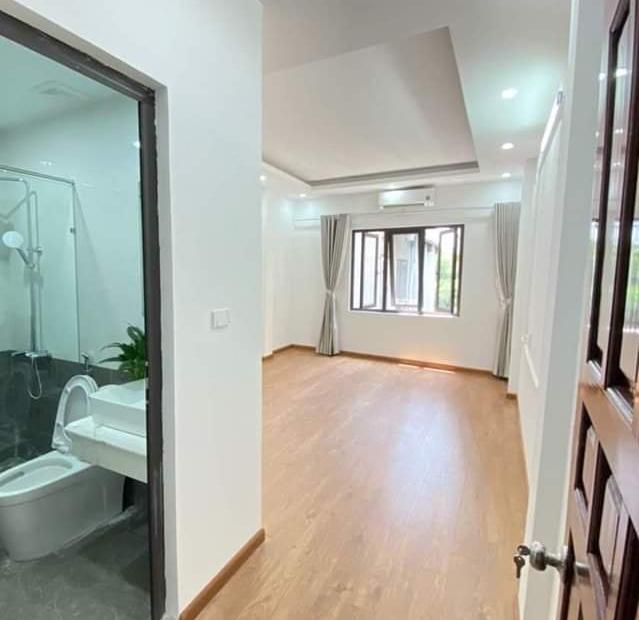 Bán nhà Nguyễn Đình Chiểu 70m Ô tô vào nhà 2 thoáng Kinh doanh Giá ngất