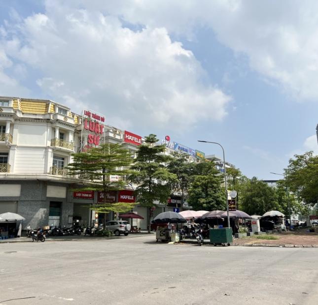Bán Shophouse Vạn Phúc 110m2x6 Tầng - Thang Máy, Khu Vực Kinh doanh Đỉnh, Mt: 9.6m, Đường to, Vỉa