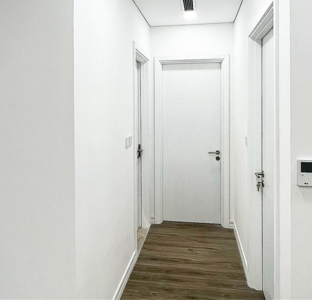 Chính chủ bán căn hộ cao cấp Mipec Rubik 360 đường Xuân Thủy, Cầu Giấy căn 87m 2PN bc hướng Đông