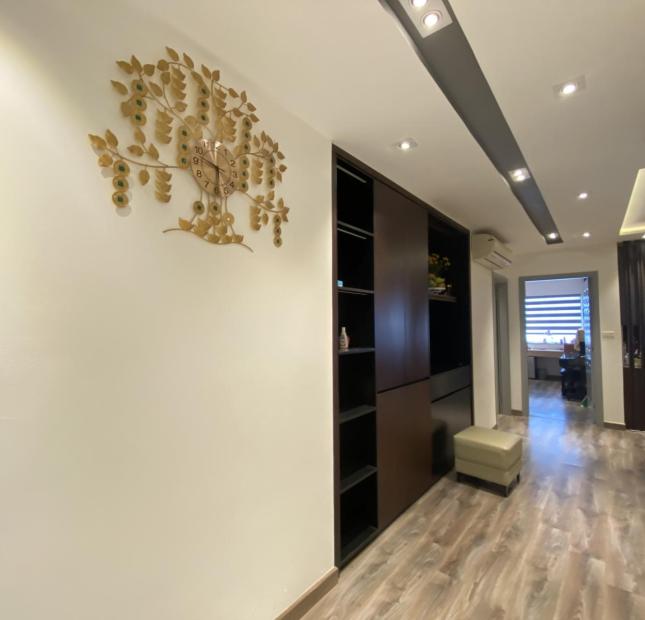 Cần bán ngay căn hapulico 2PN , giá cắt lỗ, nội thất sang trọng, đẹp mắt