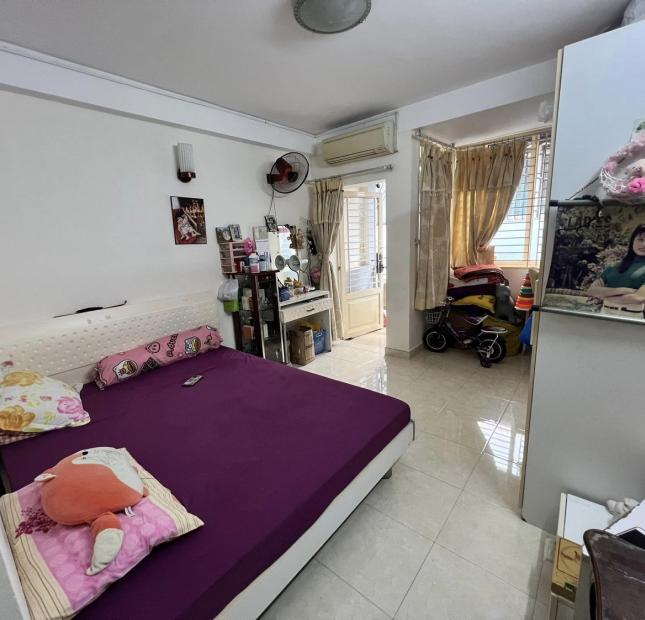 Bán nhà HXH đường Ba Tháng Hai, Q10, 31m2, 3.5x9, 4 tầng, 2PN, giá 5.6 tỷ TL chính chủ.