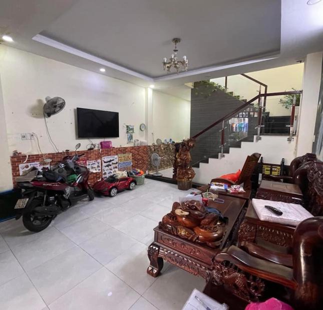 Trung tâm sầm uất Q10_Lê Hồng Phong_60m2_5 tầng_12 tỷ