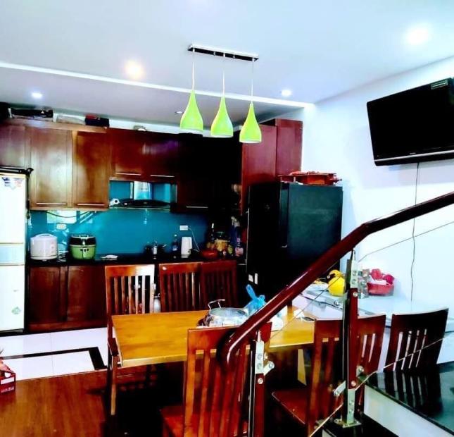 Bán nhà Ngô Quyền, Hà Đông 47mx4 tầng ngõ thông gần phố hơn 4 tỷ