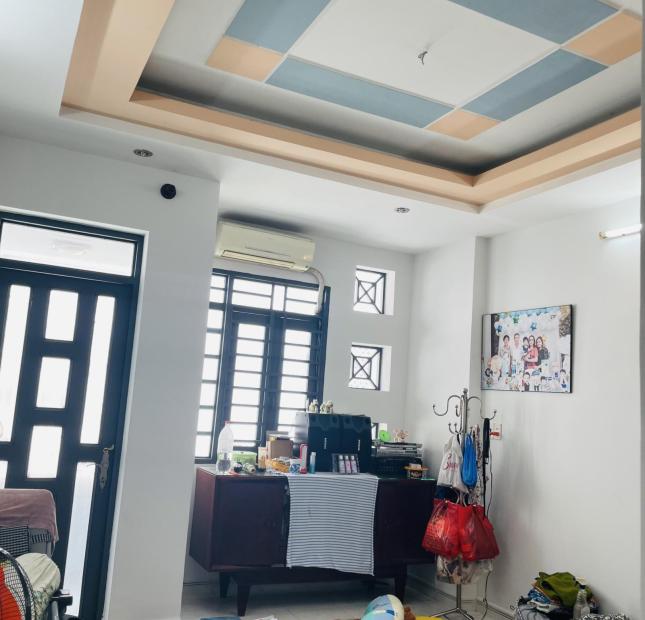 Bán nhà đường 18- Lê Văn Thọ ,P8 ,Gò Vấp. 5.5x13 (70m2) 3 tầng 4PN, chỉ 5.7 tỷ