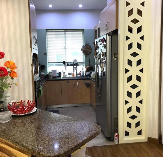 Bán căn hộ chung cư 17T2 Hoàng Đạo Thủy, Trung Hòa Nhân Chính căn góc 153m full đồ bc ĐN