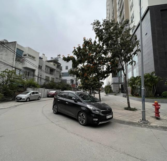 Bán nhà Nguyễn Văn Cừ, Long Biên, 85m2 Ngõ To, khu vực VIP, An sinh đỉnh. LH 0357697691