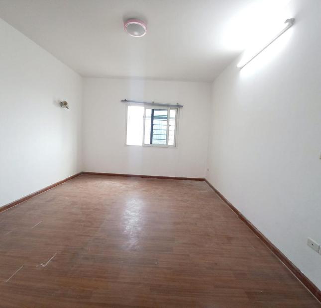 Bán căn hộ chung cư Skylight 125D Minh Khai 115m2 tầng trung giá: 3.6 tỷ 0944523668