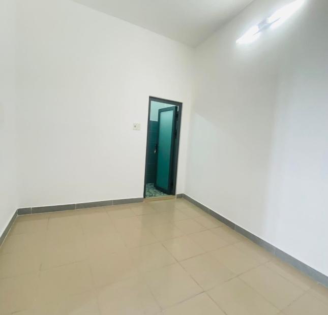 Bán Nhà Hẻm Thông Tân Bình, 100m2, Khu Sầm Uất, Chỉ 8 Tỷ 49