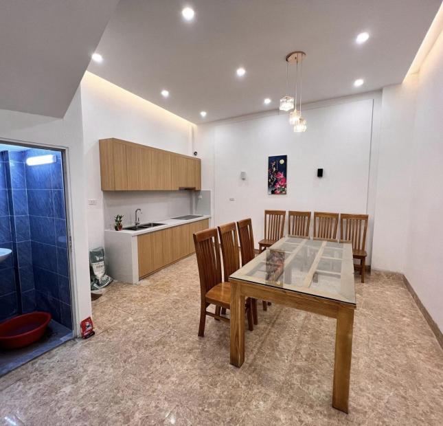 Bán nhà Vĩnh Phúc Ba Đình ô tô tránh kinh doanh 50m 5 tầng giá 13.5 tỷ