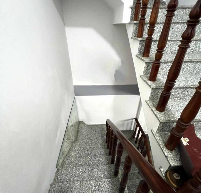 Bán nhà 70m2 HXH  Đường Hồ Văn Tư Phường Trường Thọ Thủ Đức, 3 PN, Nhà mới Giá Rẻ
