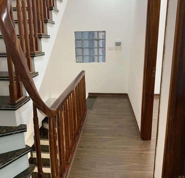 HIẾM ĐẸP – CĂN GÓC 3 THOÁNG- Ô TÔ VÀO NHÀ- KINH DOANH- 50M2- 5T- 6.1 TỶ.