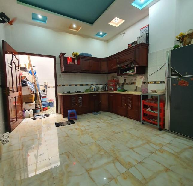 Bán nhà 5 tầng đường lê văn quới, hẻm nhựa 8m, 76m2 chỉ nhỉnh 8 tỷ