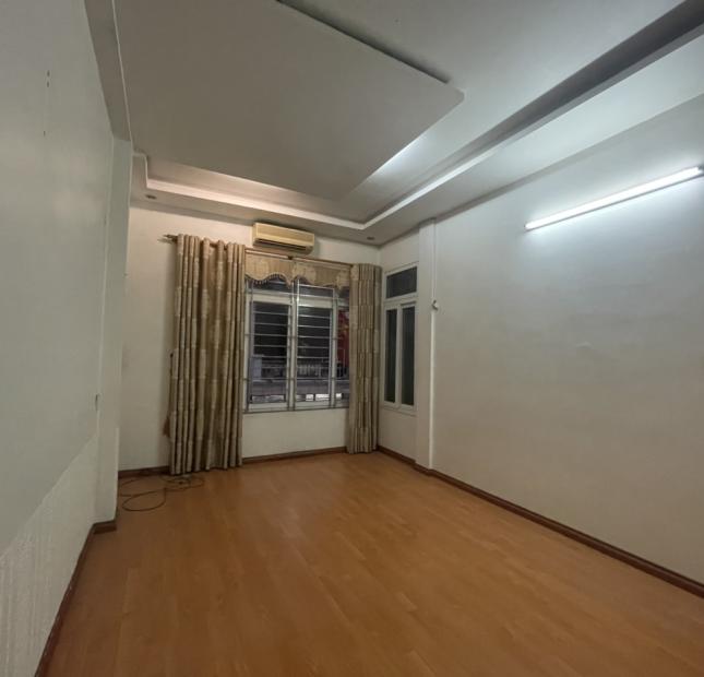 CHÍNH CHỦ GIA ĐÌNH CẦN BÁN CĂN NHÀ 3 TẦNG tp Hạ Long, Quảng Ninh