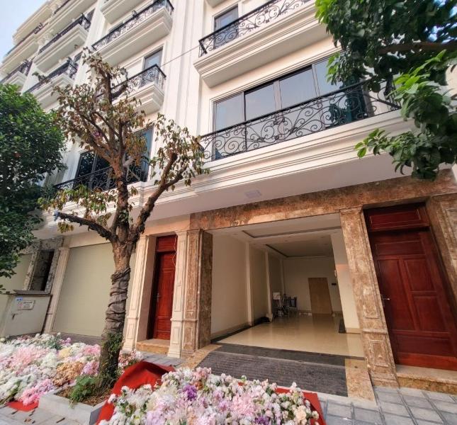 Bán Nhà Liền Kề Khu Dịch Vụ Văn La 50m2x6 Tầng, Mt:5.5m Thang Máy, Nhà đẹp Mặt tiền rộng