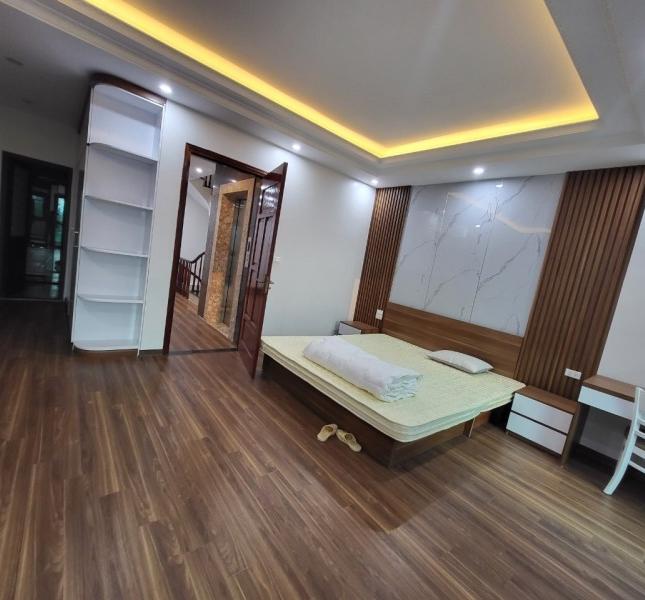 Bán Nhà Liền Kề Khu Dịch Vụ Văn La 50m2x6 Tầng, Mt:5.5m Thang Máy, Nhà đẹp Mặt tiền rộng