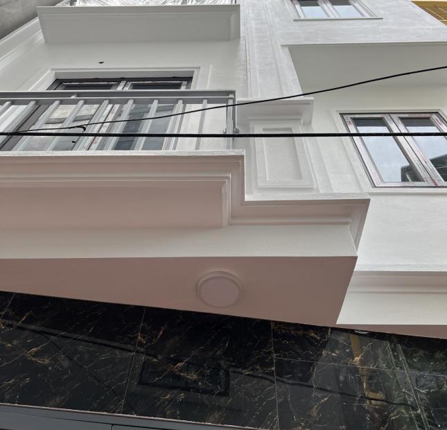 Bán nhà Phú Lương độc lập 2,5 tỷ. Ô tô cách 5m. Gần ubnd Phú Lương. Cách 5p chợ Xốm - QL21B