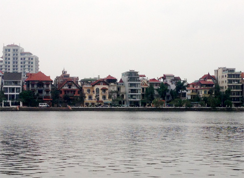 Nhà mặt phố Lạc Long Quân, quận Tây Hồ, 4 tầng kinh doanh đỉnh, dưới 200 triệu/mét vuông