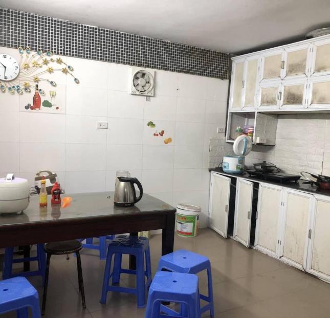 Bán nhà Nguyễn Trãi, nhà xây kiên cố chỉ việc ở, 40m, 3.88 tỷ