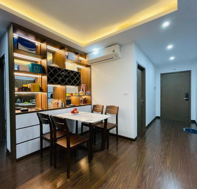 Chủ nhà cần bán căn hộ chung cư Bea Sky, View tầng trung, diện tích 86m2, giá chỉ 3,9 tỷ.
