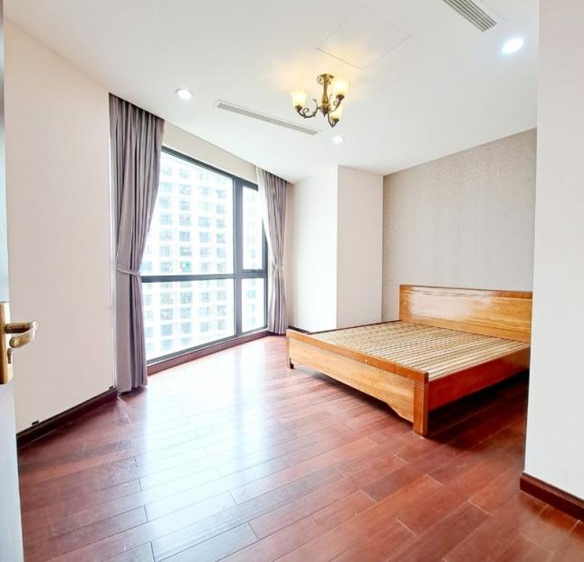 Bán CHUNG CƯ CAO CẤP ROYAL CITY  117m2 - 2 NGỦ - MT 10m - Ở LUÔN - AN SINH ĐỈNH - nhỉnh 5 tỷ