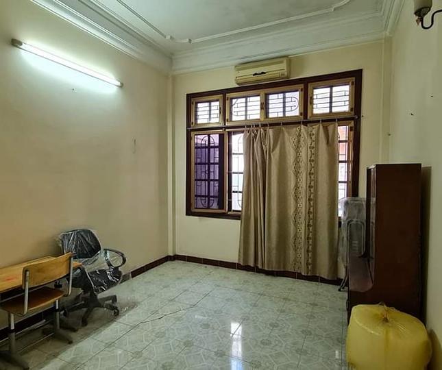 bán nhà ngõ 211 Khương Trung 68m x 4 tầng, mt: 6m, ô tô, gần hồ