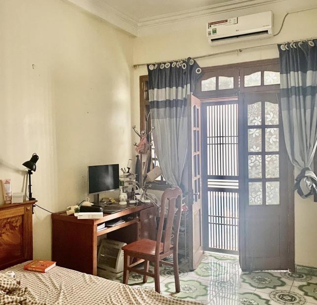SIÊU HIẾM TRẦN BÌNH 45M2 X 4T MT 3.3M BA GÁC QUA LẠI 3.7 TỶ. 