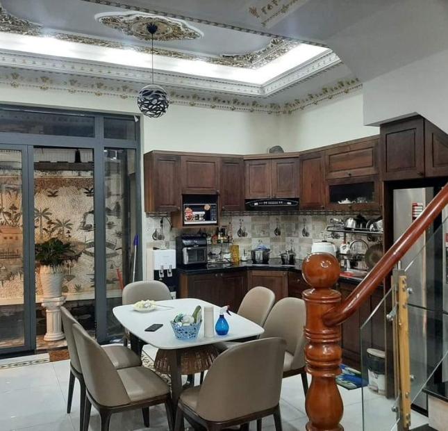 Nhà hiếm Nguyễn Oanh, 112m² (4.5x25), 4 tầng đẹp, HXT thông, sát chợ Căn Cứ, 12.2 tỷ.
