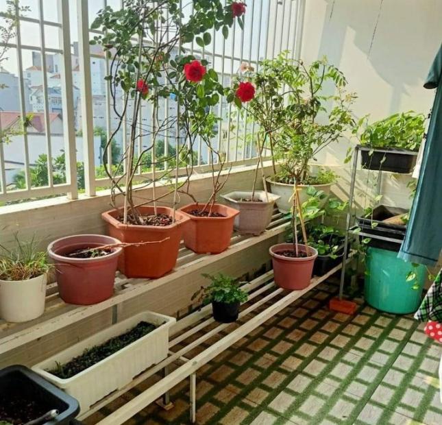 Nhà hiếm Nguyễn Oanh, 112m² (4.5x25), 4 tầng đẹp, HXT thông, sát chợ Căn Cứ, 12.2 tỷ.