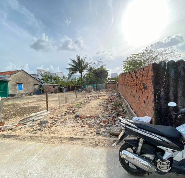 đất biển tx đông hoà, vị trí đẹp, giá chỉ 1 tỷ có ngày lô đất biển.