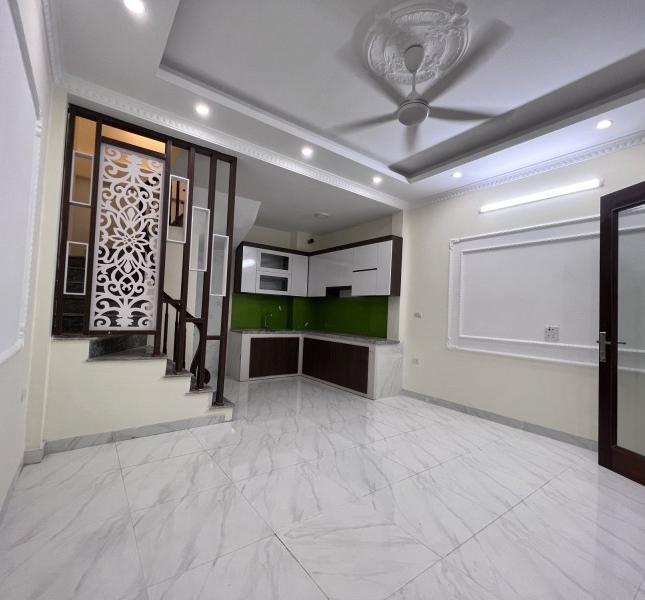BÁN NHÀ TÂY SƠN DT 32M2 X 4 TẦNG, NGÕ NÔNG, GẦN PHỐ,  GẦN Ô TÔ, 4.8 TỶ LH 0966037496