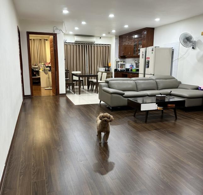 Nhỉnh 4 tỷ sở hữu ngay căn Hapulico siêu phẩm 2PN toà 24T, ban công ĐN