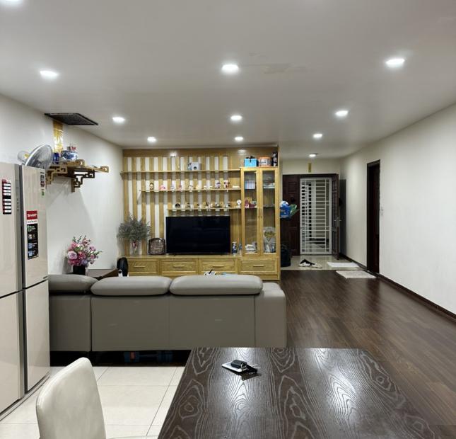 Nhỉnh 4 tỷ sở hữu ngay căn Hapulico siêu phẩm 2PN toà 24T, ban công ĐN