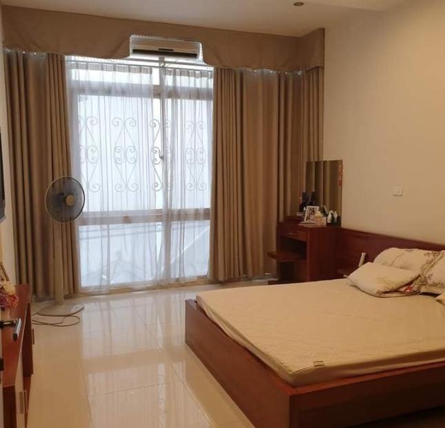 Bán nhà phố Lê Hồng Phong, Q. Hà Đông, 43m2, MT 7mgiá chỉ 3. 5 tỷ.