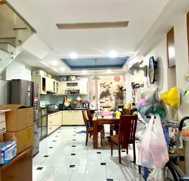 CHỦ ĐỊNH CƯ BÁN GẤP NHÀ BÌNH TÂN, HXH  GẦN MT LÊ VĂN QUỚI, SÁT NGÃ 4 BỐN XÃ, SỔ VUÔNG VỨC, NHÀ MỚI