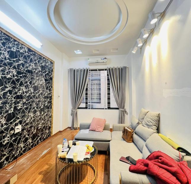 Bán nhà 370 Khương Đình 41m x 5 tầng, mt: 4m, 2 thoáng