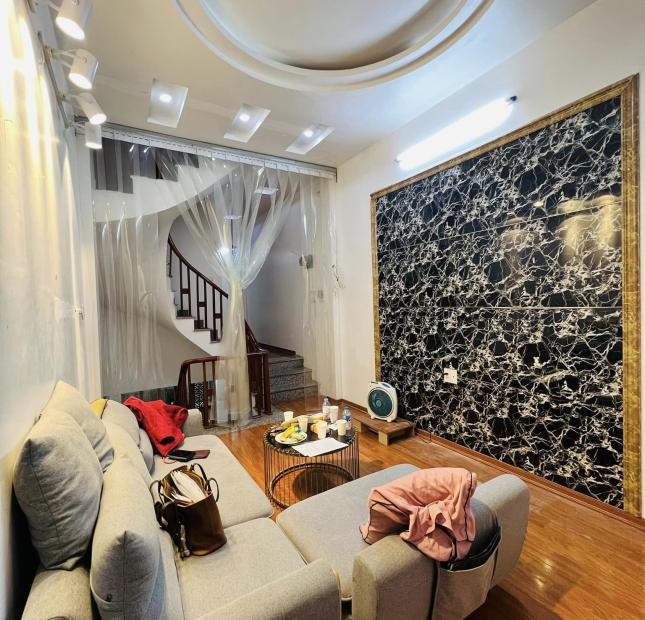 Bán nhà 370 Khương Đình 41m x 5 tầng, mt: 4m, 2 thoáng
