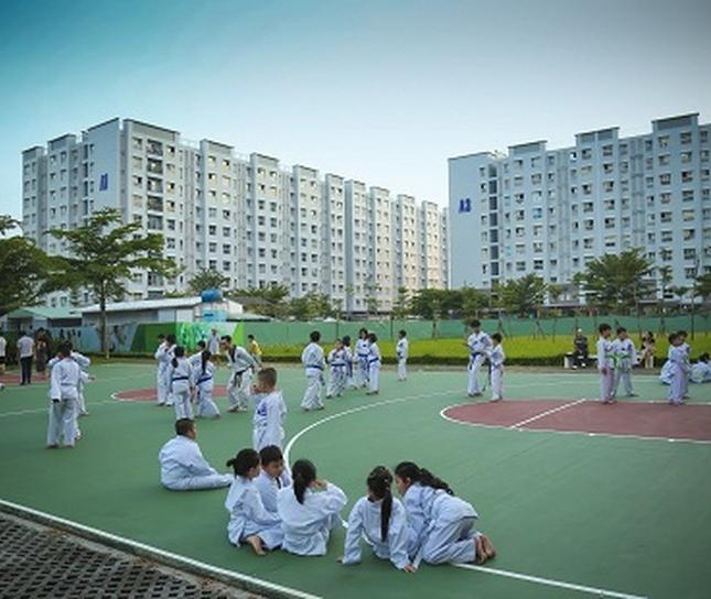 Bán căn 64m2 có banlcon ,view hồ bơi, ngắm toàn nội khu ,1tỷ850 giá chốt 1 tỷ800 tiền mặt