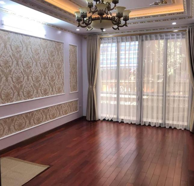 Bán nhà Hoàng Văn Thái PL DT:76M X7T MT: 5M tháng máy Đường ô tô tải giá chỉ:11 tỷ LH 0975172888