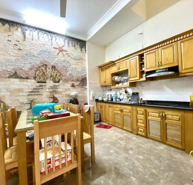 BIỆT THỰ NHÀ VƯỜN -232M,03 TẦNG, VỈA HÈ: 10m, Ô TÔ ĐÁNH VÕNG, NAM HỒNG - ĐÔNG ANH,15 TỶ 