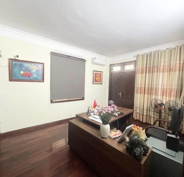Bán nhà Nguyễn Hoàng Tôn, phân lô 60m2, MT 6.6m giá 7.5 tỷ