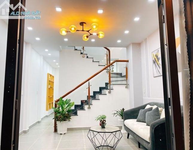 Chỉ 920TR/Căn Nhà cho 2 vợ chồng mới cưới,dọn vào ở ngay