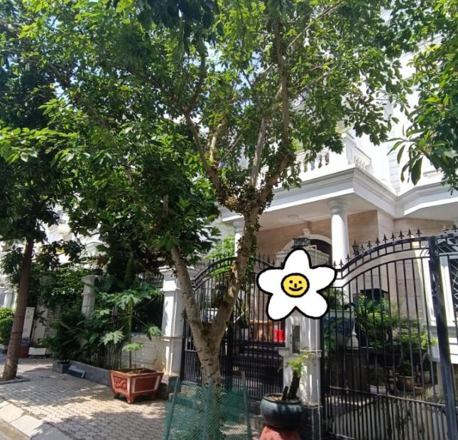 Cần tiền xây sử trung tâm bảo trợ trẻ em bán gấp biệt thự đơn lập khu ctyland Phan Văn Trị  216m2, giá 45 tỷ.