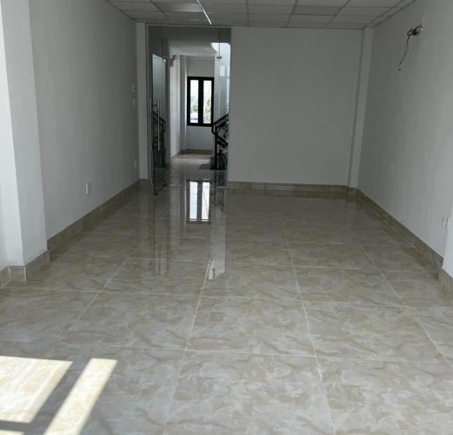 Hiếm!! Cho Thuê Mặt tiền Nguyễn Thị Minh Khai, Quận 1, DT: 5x21m, Gía:5.000$tr/th, Kết cấu:Hầm, Trệt, Lững, Lầu