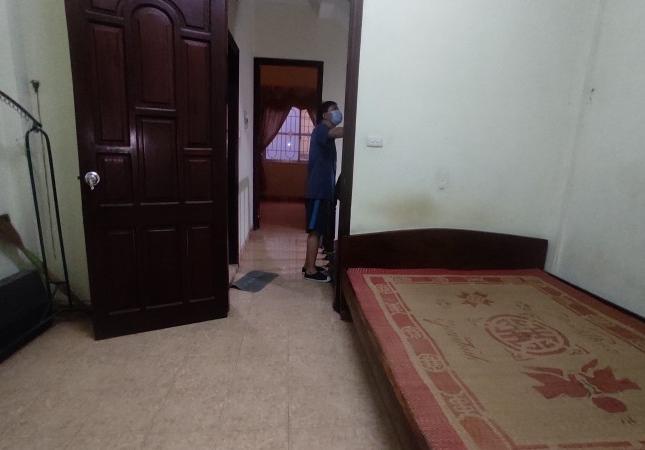 Bán nhà Hào Nam, 27m2, 5T, MT4m, nhỉnh 3 tỷ, ô tô, an ninh, LH 0966037496