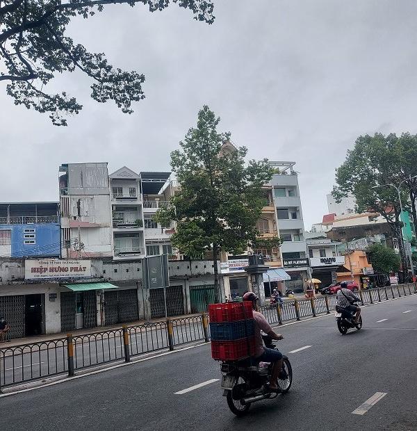bán mặt tiền nội bộ đường 3/2 rộng 10met, 6 tầng, thang máy, 4x25m.