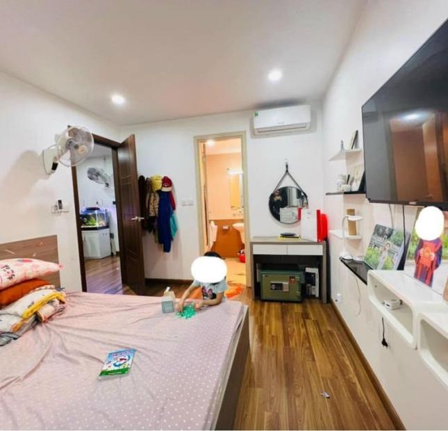 Cần bán căn hộ 2N. Chung cư Hoà Phát 70 Nguyễn Đức Cảnh. Giá 2,79 tỷ